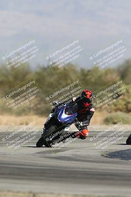 media/Oct-13-2025-Moto Forza (Mon) [[a66d839500]]/3-B Group/Session 3 Turn 2/